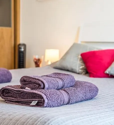 Marina Close To & * Portimão